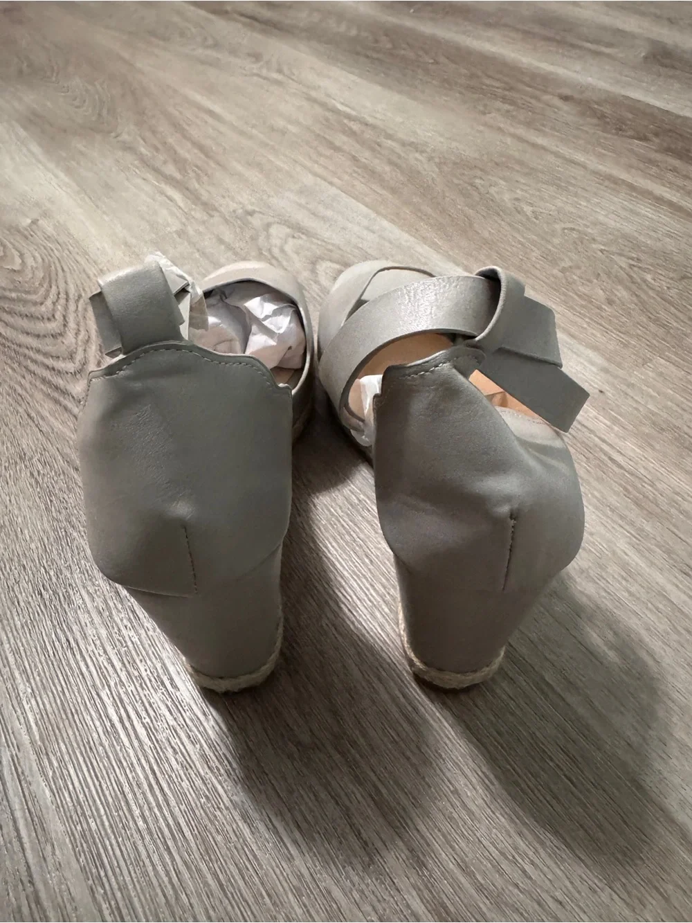 Chase + Chloe Raina Espadrille Wedge Shoes Scallop Gray Peep Toe Grey